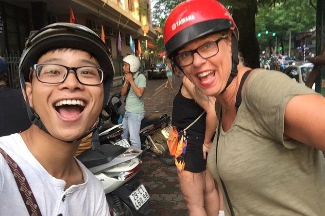 Bat Trang Pottery Ancient Village by Motorbike - An In-Depth Look at the Bat Trang Pottery Village Tour