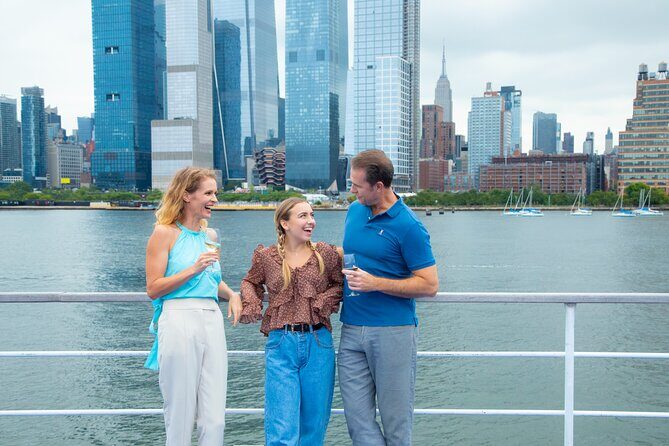 Bateaux New York Fathers Day Buffet Brunch Cruise - An In-Depth Look at the Experience