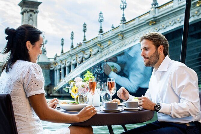 Bateaux Parisiens Seine River Gourmet Lunch & Sightseeing Cruise - Authentic Reviewer Insights