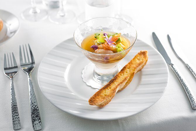 Bateaux Parisiens Seine River Gourmet Lunch & Sightseeing Cruise - Who Will Love This Experience?