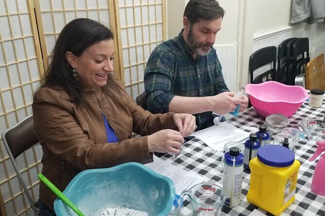 Bath Bomb Making Class - A Detailed Look at the Bath Bomb Making Class
