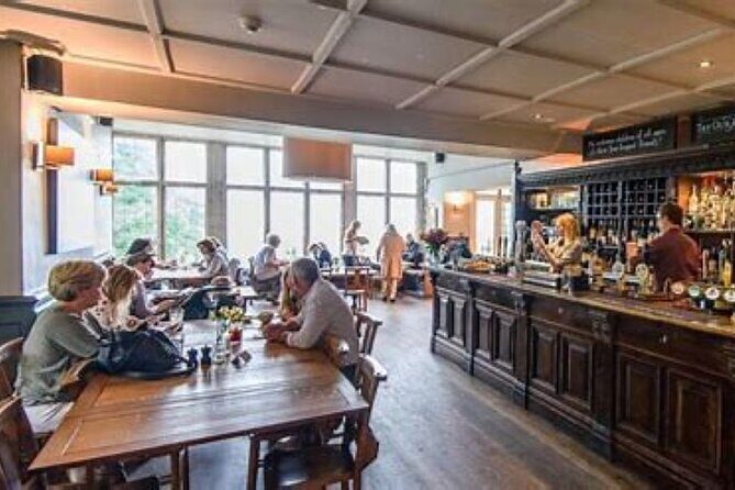 Bath: Guided tour of Historic Sights & Pubs - A Well-Rounded Tour: What to Expect
