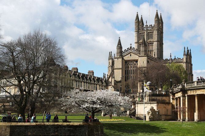 Bath Private Family Tour With Bath University Guide - Who Should Consider This Tour?