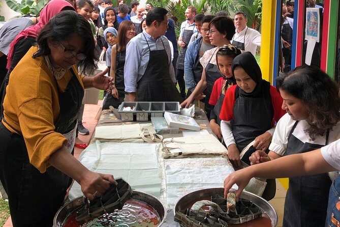 Batik Bag Painting Workshop by myBatik - Exploring the Workshop Experience
