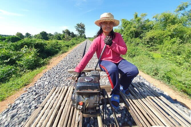 Battambang City Highlight Private Guided Tour - Key Points
