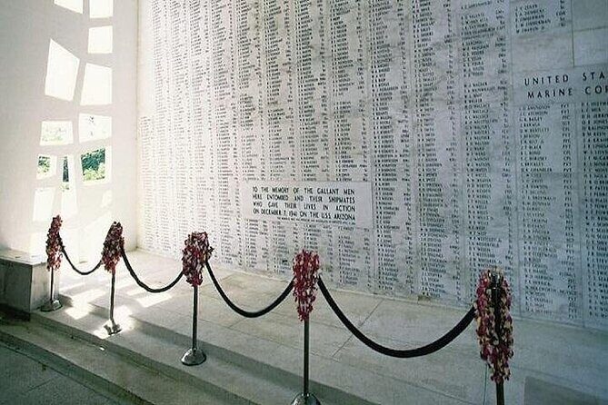 Battleships of WWII at Pearl Harbor from Waikiki - What Reviewers Love