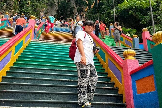 Batu Caves and Suburbs Private Tour - The Geneve Timepiece Sdn Bhd Stop: A Unique Cultural Detour