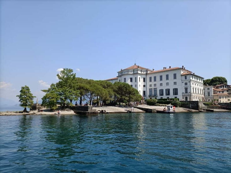 Baveno: Hop-On Hop-Off Boat Tour to 3 Borromean Islands - Baveno: Hop-On Hop-Off Boat Tour to 3 Borromean Islands