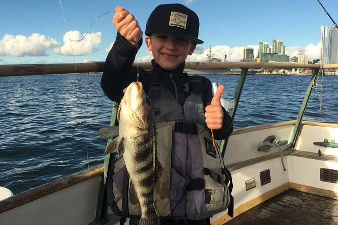 Bay Fishing Charter - What’s Included & What You Should Know