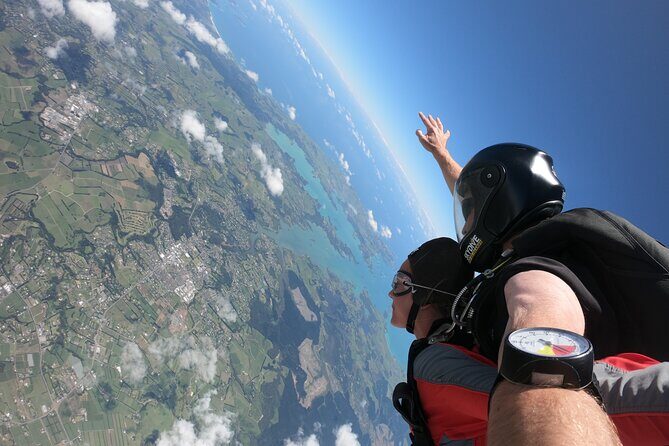 Bay of Islands: 9000ft Skydive - The Stops and Surroundings