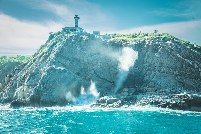 Bays of Huatulco and Snorkeling Experience with Drinks - An In-Depth Look at the Bays of Huatulco Snorkeling Tour