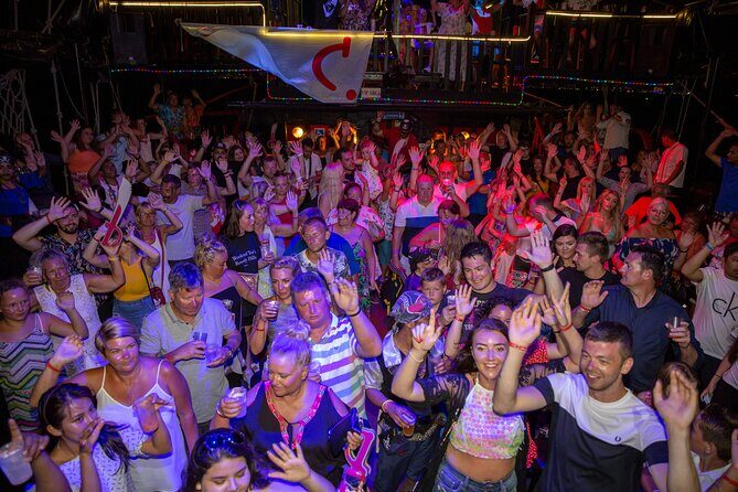 Be amazed with PIRATE SHOW in Cancun, includes Dinner & Open Bar - Who Will Love This Tour?