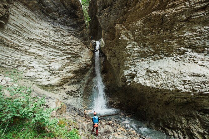 Beartooth Canyon- Half Day Canyoning Tour - Golden, BC - Key Points