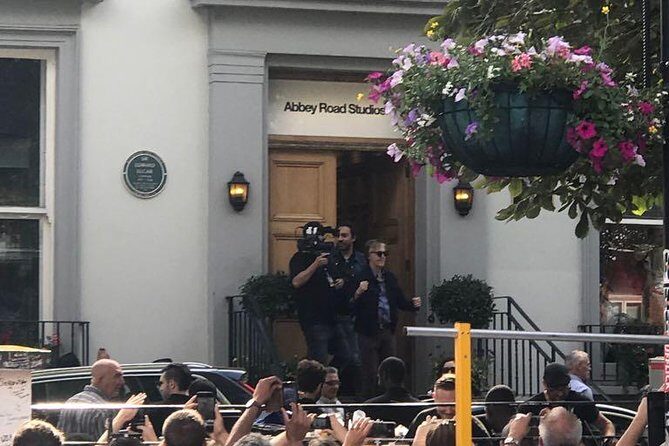 Beatles Fab 4 London Taxi Tour - The Sum Up