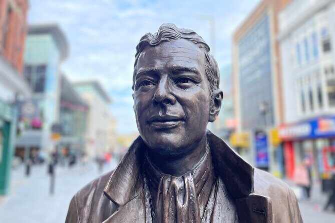 Beatles Guided Walking Tour in Liverpool - An In-Depth Look at the Beatles Walking Tour