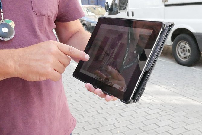 Beatles Tour of London by Private Black Taxi - Transportation and Practicalities