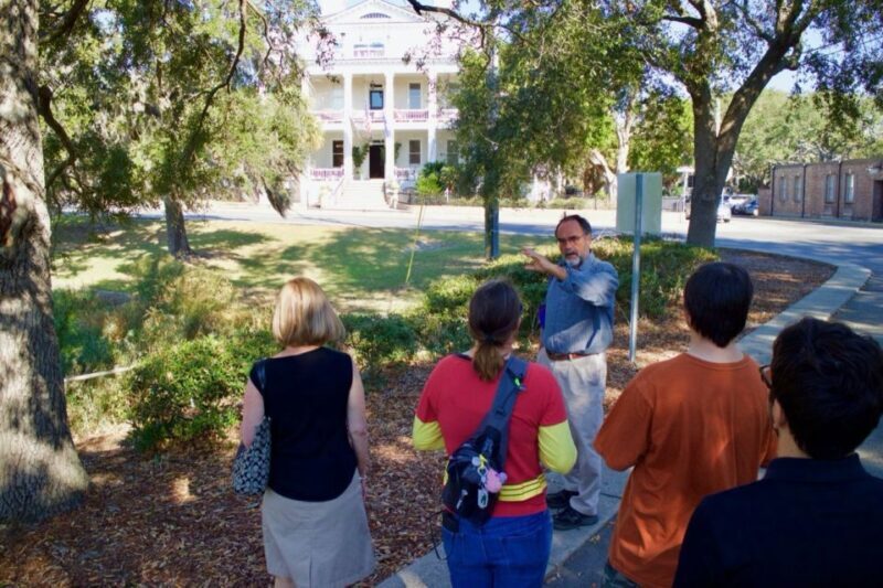 Beaufort: Local History and Film Sites Tour by golf cart - Key Points