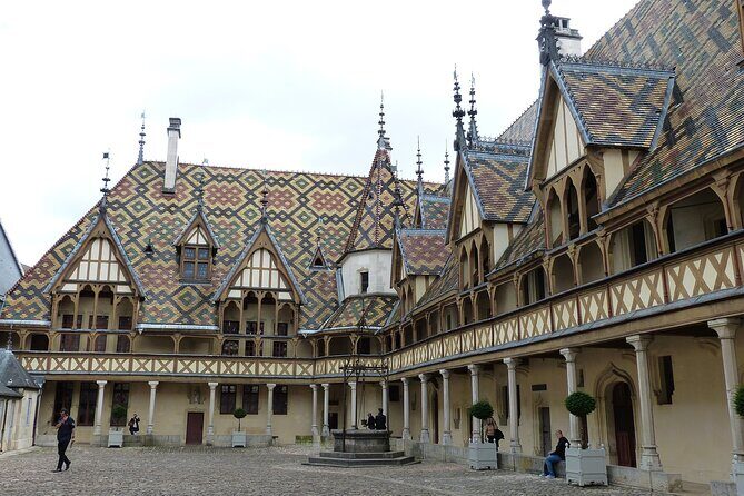 Beaune - Historic Guided Walking Tour - Exploring Beaune: A Deep Dive into the Tour Itinerary