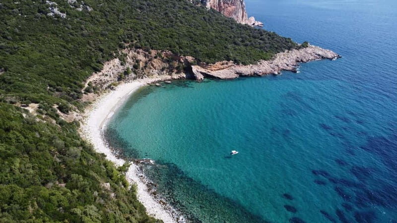 Become the Captain and Learn to Drive a Boat 4 hours - An In-Depth Look at the Experience