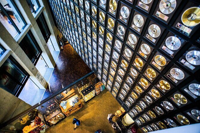 Before-Open Guided Tour & Admission to Country Music Hall of Fame - The Experience at a Glance