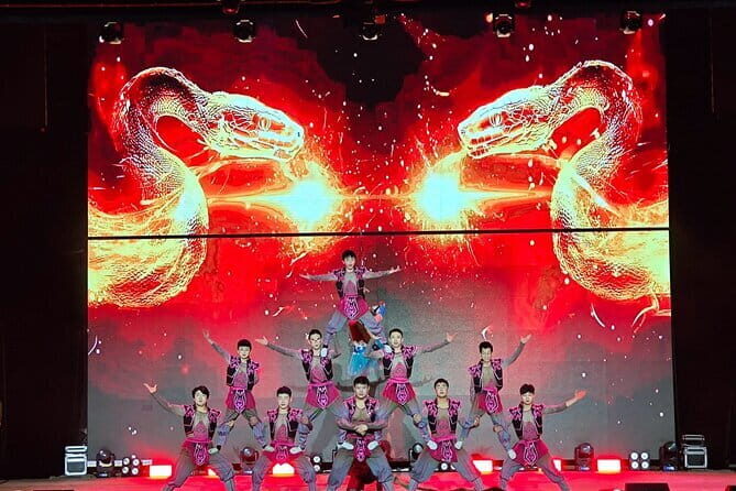 Beijing Acrobatic Show at Regal Palace Theatre (Qin Le Gong - Discover Beijing’s Acrobatic Wonder at Regal Palace Theatre