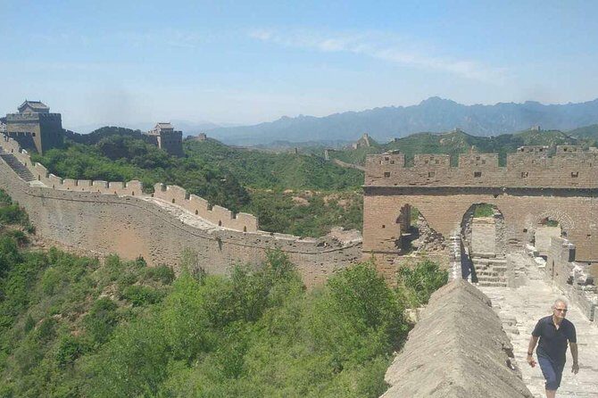 Beijing Airport to Mutianyu Great Wall Private Trip VIP Parking - Key Points