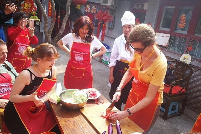 Beijing Family Visiting and Dumpling Making Tour - Key Points