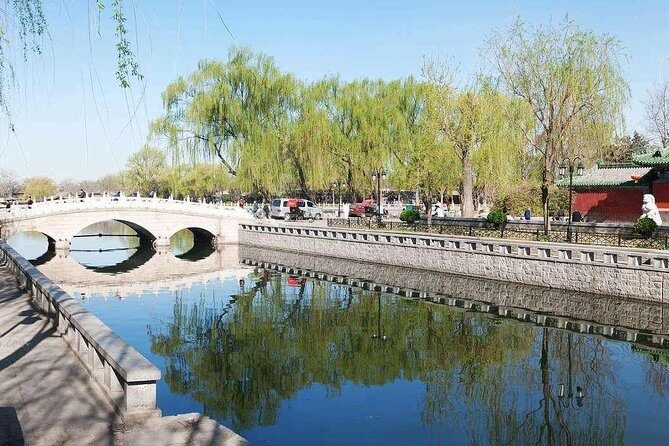 Beijing Hutong Private Walking Tour with Rickshaw in Shichahai Scenic Resort - Value and Practicality