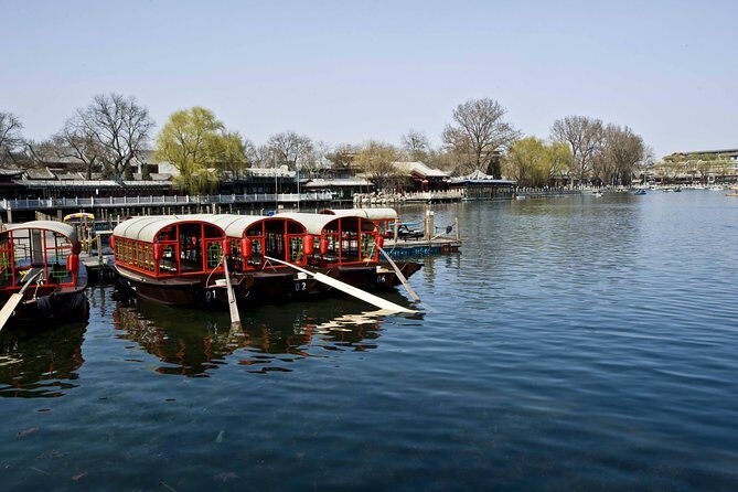 Beijing hutong rickshaw tour with homemade dumplings in family and Lama temple - The Sum Up