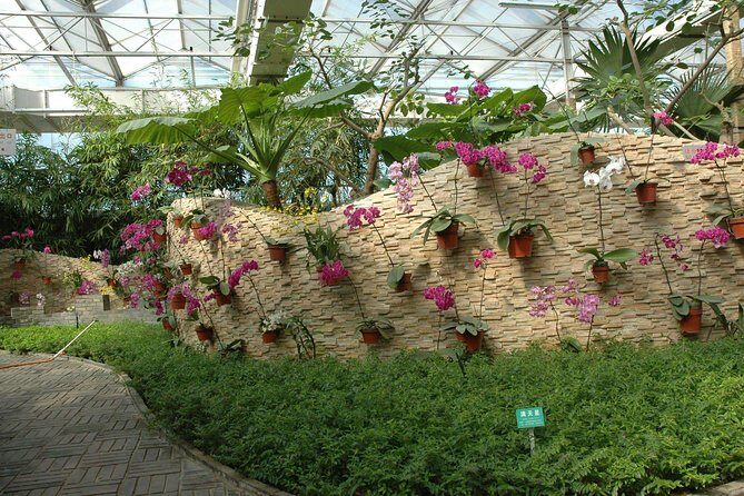 Beijing World Park and Flower Market Visiting with Private Driver Service - FAQs