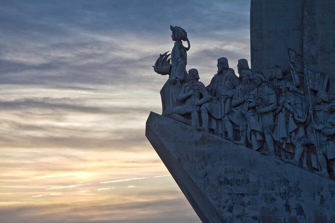 Belém District and the Salazar Dictatorship Legacy - Private Walking Tour - Key Points: