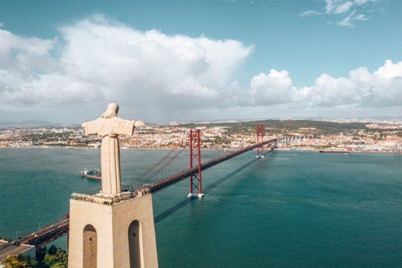 Belém, Lisbon Aqueduct and Cristo Rei with a guide Van Tour - Frequently Asked Questions