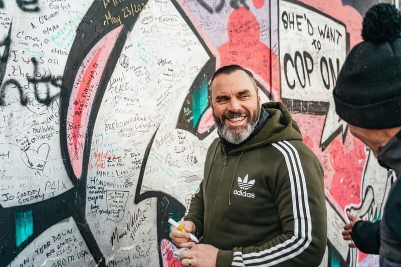 Belfast: 1.5-Hour Private Black Taxi tour - FAQ