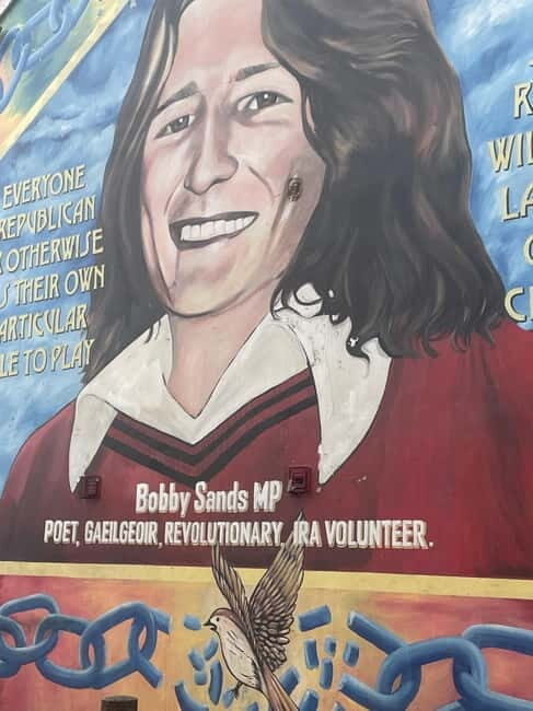 BELFAST BLACK TAXI TOUR - In-Depth Look at the Belfast Black Taxi Tour