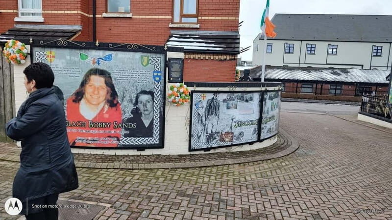 Belfast: Famous Black Taxi Tour - Authenticity & Personal Touch