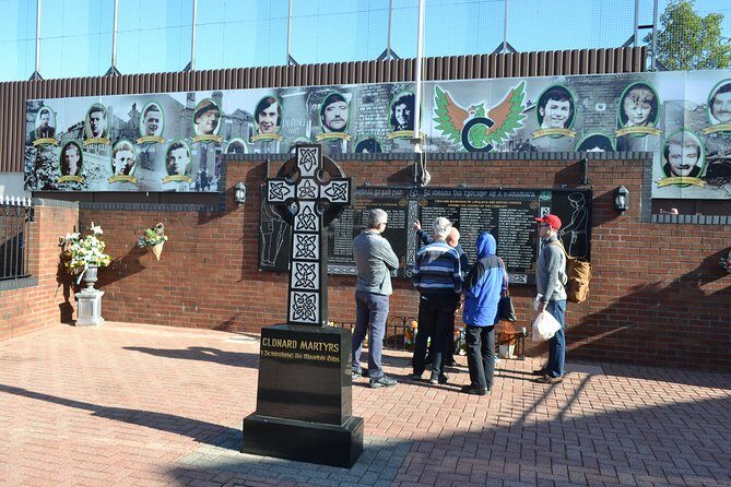 Belfast iconic mural taxi tour private 2hr adventure - Final Thoughts