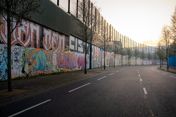 Belfast Murals & Troubles: "A 2-Hour Political Journey" - Community and Hope