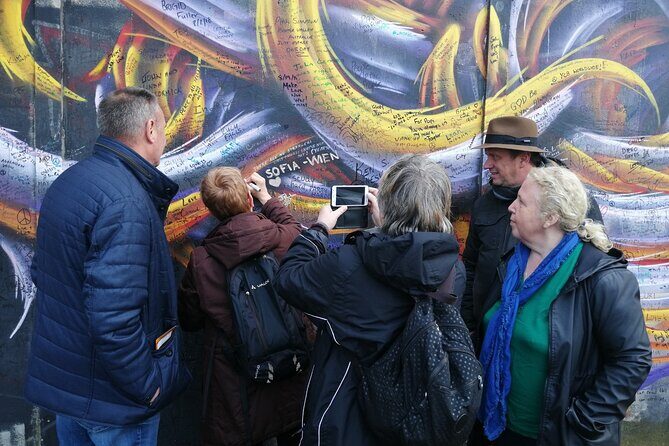 Belfast Murals & Troubles: "A 2-Hour Political Journey" - The Value of a Guided Taxi Tour