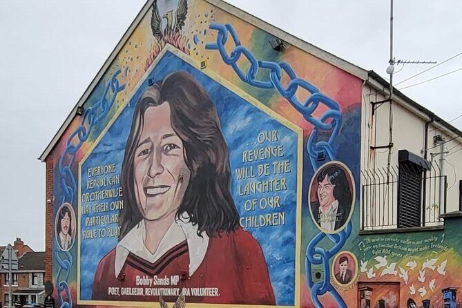 Belfast Political/history/troubles private taxi/cab tour - A Closer Look at the Belfast Troubles Private Taxi Tour