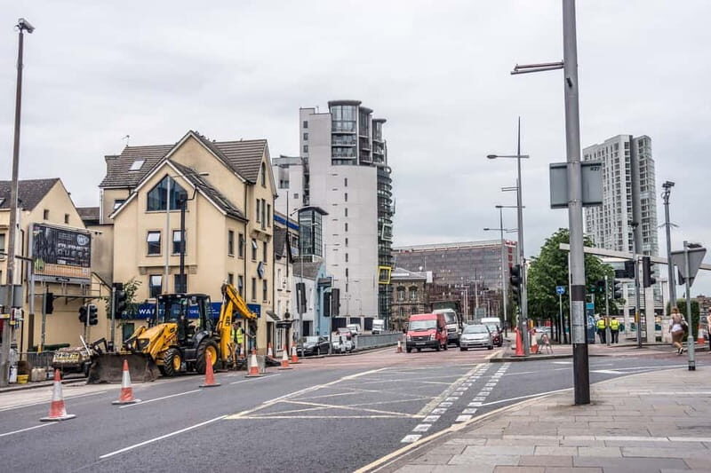 Belfast: Private Walking Tour with a Local - Exploring Belfast with a Local Guide