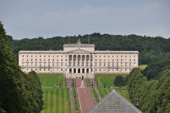 Belfast Private Walking Tour With A Professional Guide - Key Points