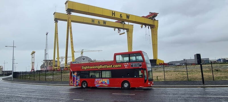 Belfast: Sightseeing Tour HOP ON HOP OFF from the City Hall - A Practical Guide to the Belfast Hop-On Hop-Off Tour