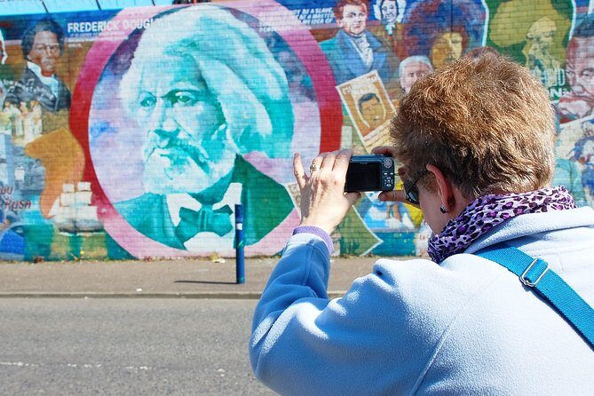 Belfast The Troubles cab tour Adventure 2hrs personal guide - Who Should Book This Tour?