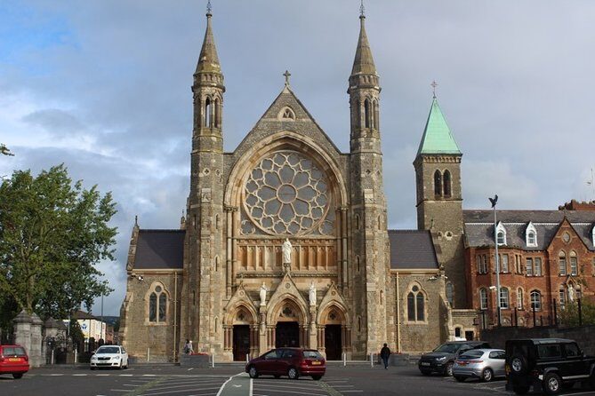 Belfast's Political Mural Taxi Tour - What to Expect at Each Stop