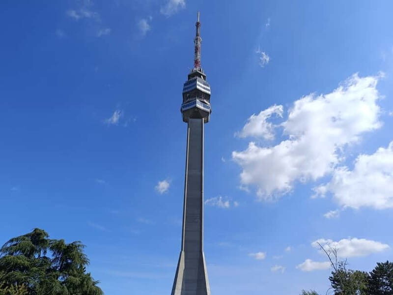 Belgrade: Space architecture tour - brutalist architecture - Key Points