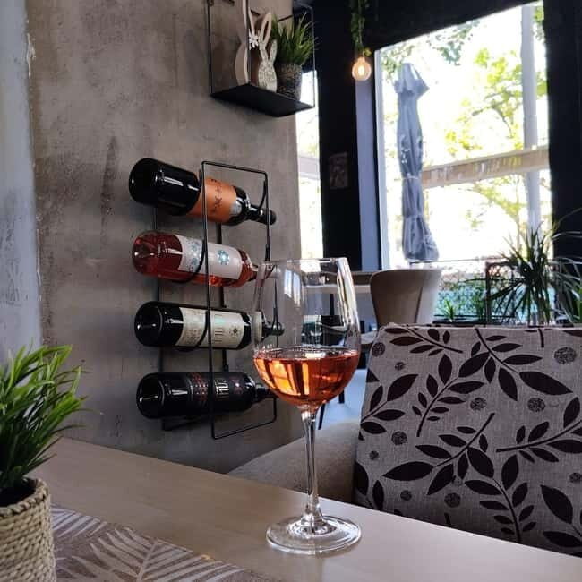 Belgrade: Tasting the Best of Serbian Drinks & Appetizers - Key Points