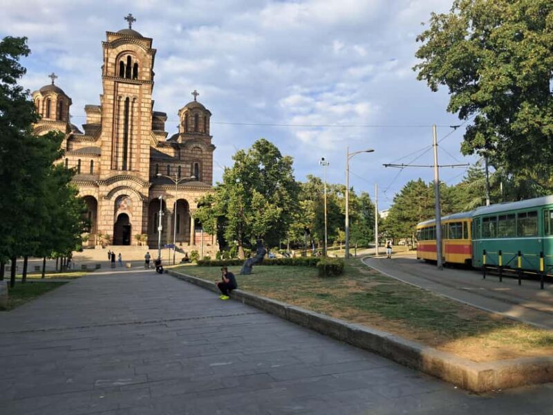 Belgrade: Women's Side of History Walking Tour with Coffee - Key Points