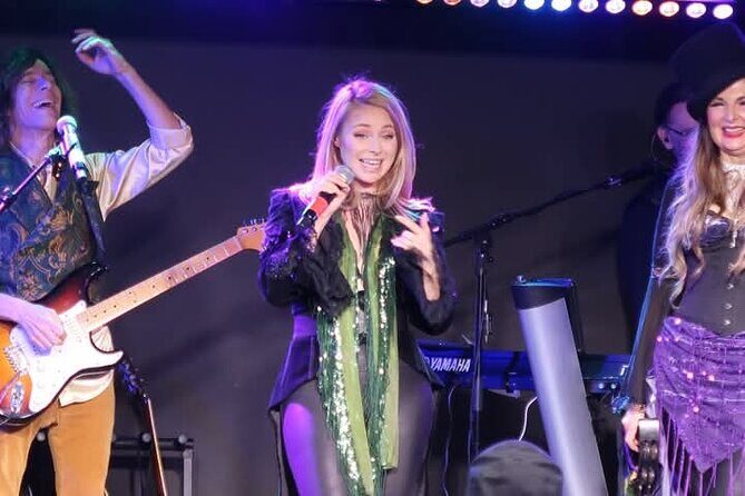 Bellbottoms Ultimate 70's Music Experience at Alexis Park Hotel - A Closer Look at the Experience