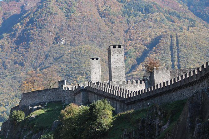 Bellinzona - Private Tour with a visit to Castelgrande - Key Points