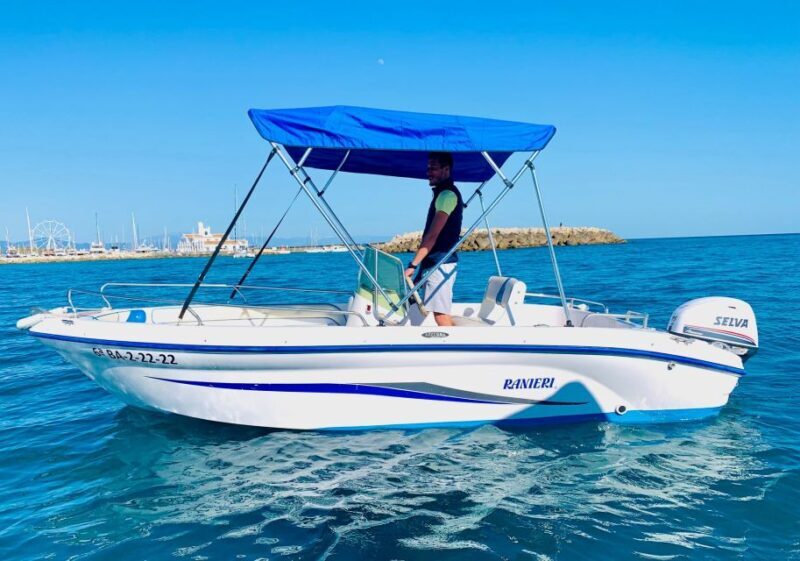 Benalmadena: Boat Rental without License Required - Who Will Love This Experience?